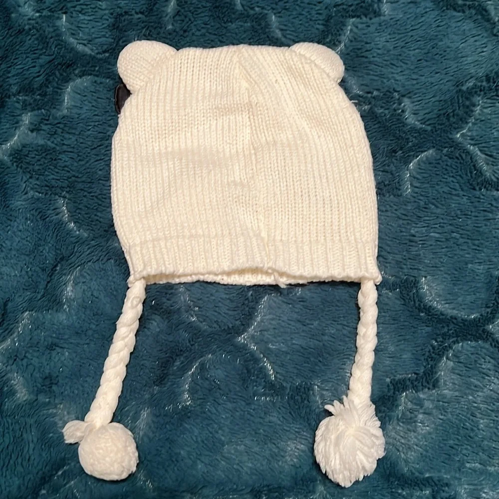 Hello Kitty Stocking Hat - Picture 2 of 3